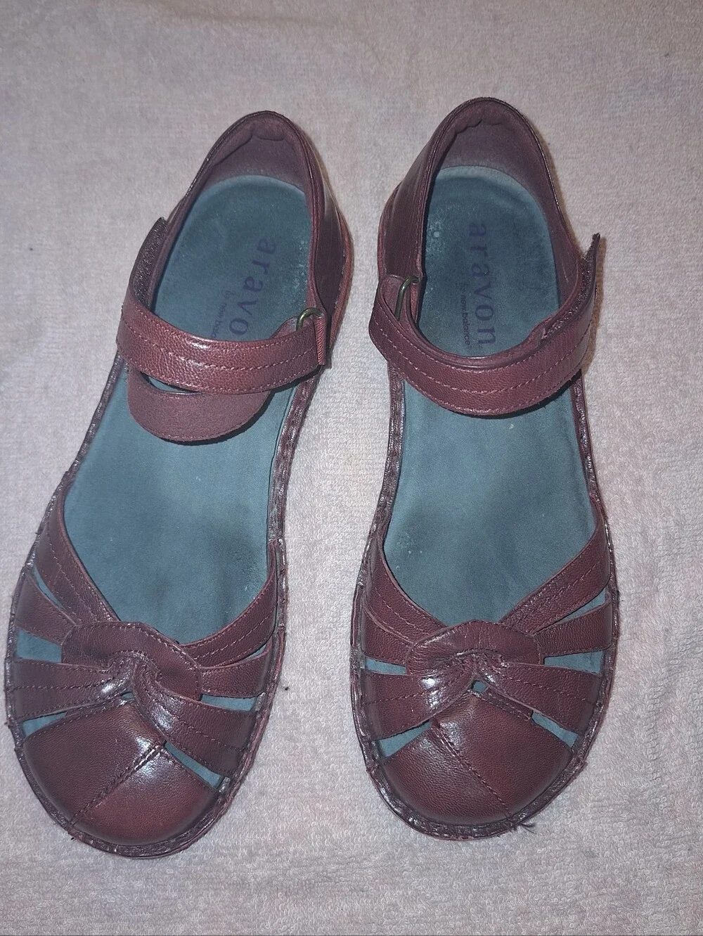 Aravon Women’s Burgundy Red Leather Mary Jane Flats 8